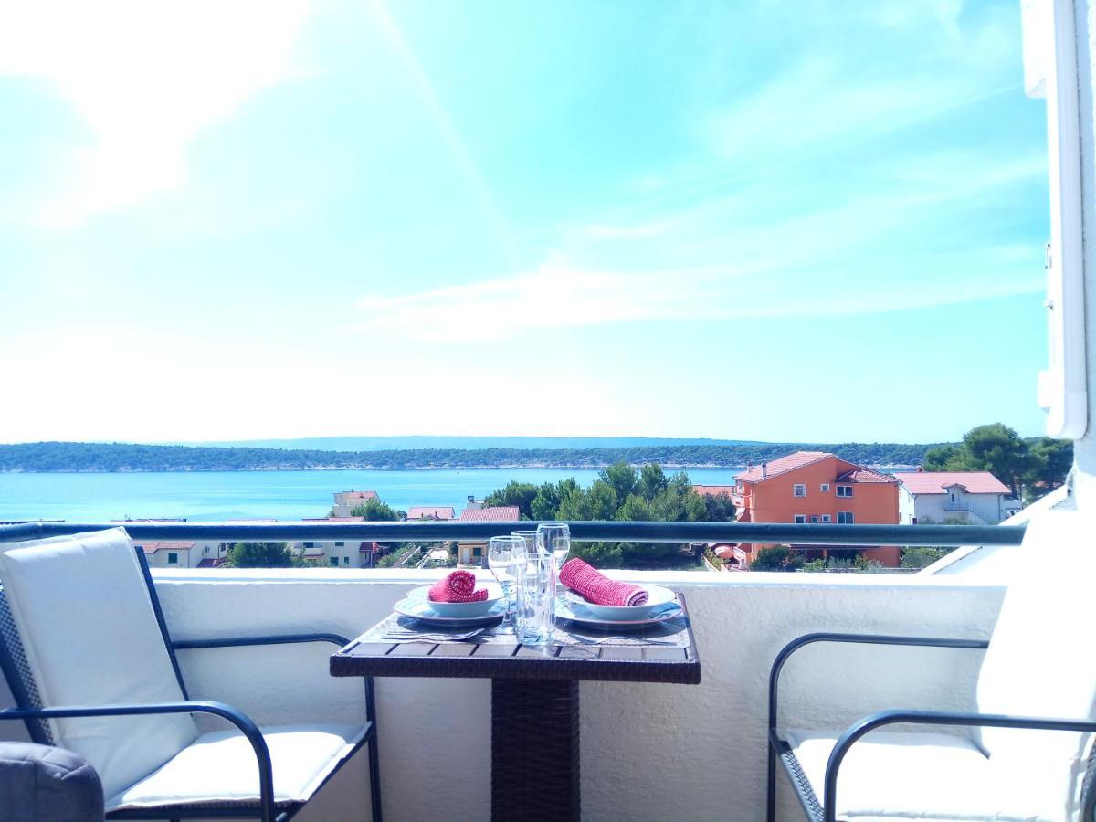 Apartment Apoksiomen Barbat na Rabu Экстерьер фото
