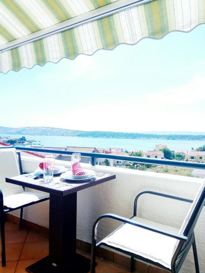 Apartment Apoksiomen Barbat na Rabu Экстерьер фото