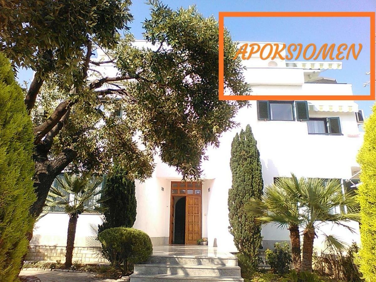 Apartment Apoksiomen Barbat na Rabu Экстерьер фото